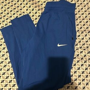 Nike lightweight sweatpants